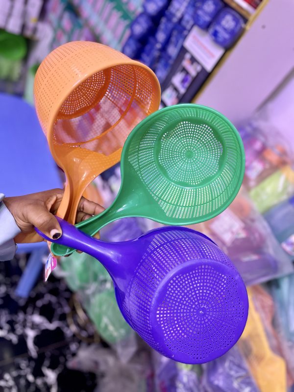 Paddle strainer
