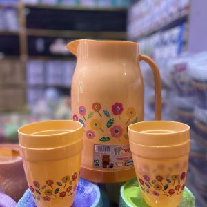 Thermo jug with 4 cups