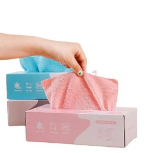Reusable tissue 20 in a pack