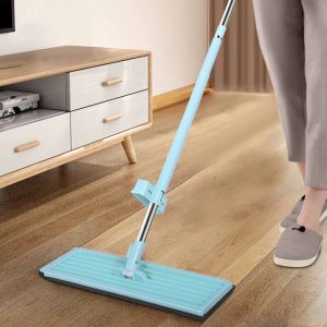 Self cleaning mop