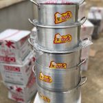 5C Picasso pot with lids…Sizes 8,9,10,11,12