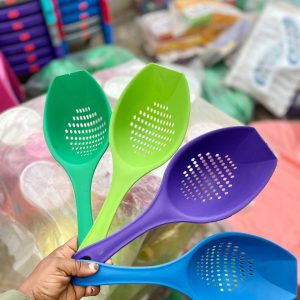 Collande sieve spoon