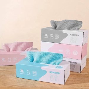 Reusable tissue 20 in a pack