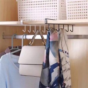 Under cabinet multifunctional rack