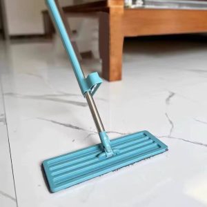 Self cleaning mop