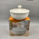 Single ceramic plate with cover