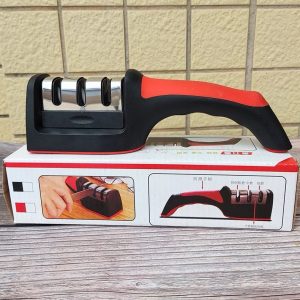 Knife sharpener