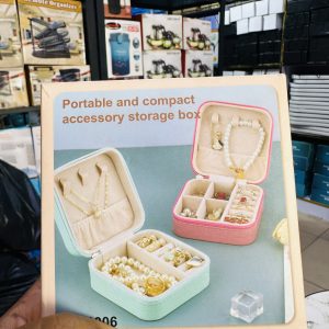Mini jewelry box